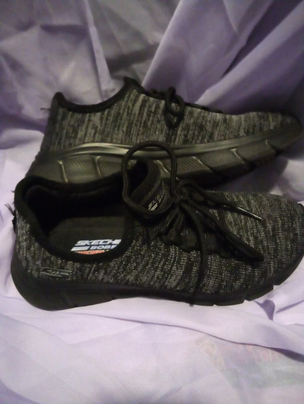 Sketchers Bobs Memory Foam Ladies Sneakers Size 6.5